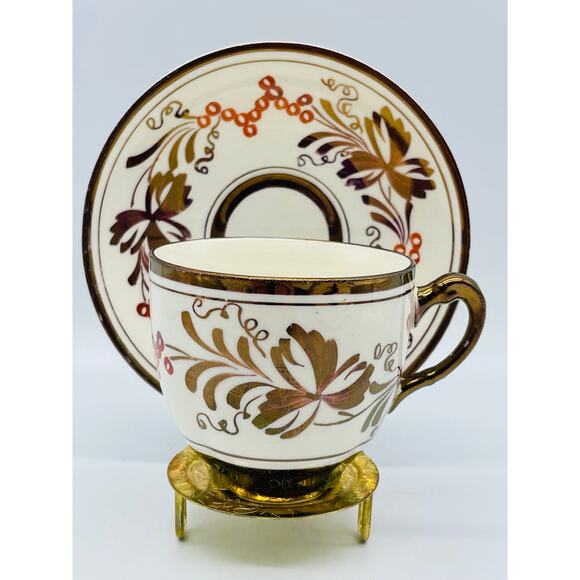Gray's Pottery Stroke-on-Trent England 8253 hand painted Tea Cup and Saucer - Picture 1 of 10